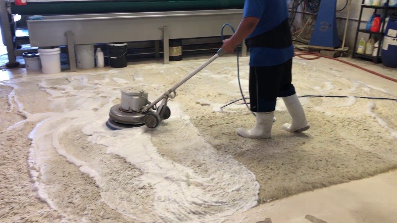 How Professional Rug Care Preserves Beauty and Quality